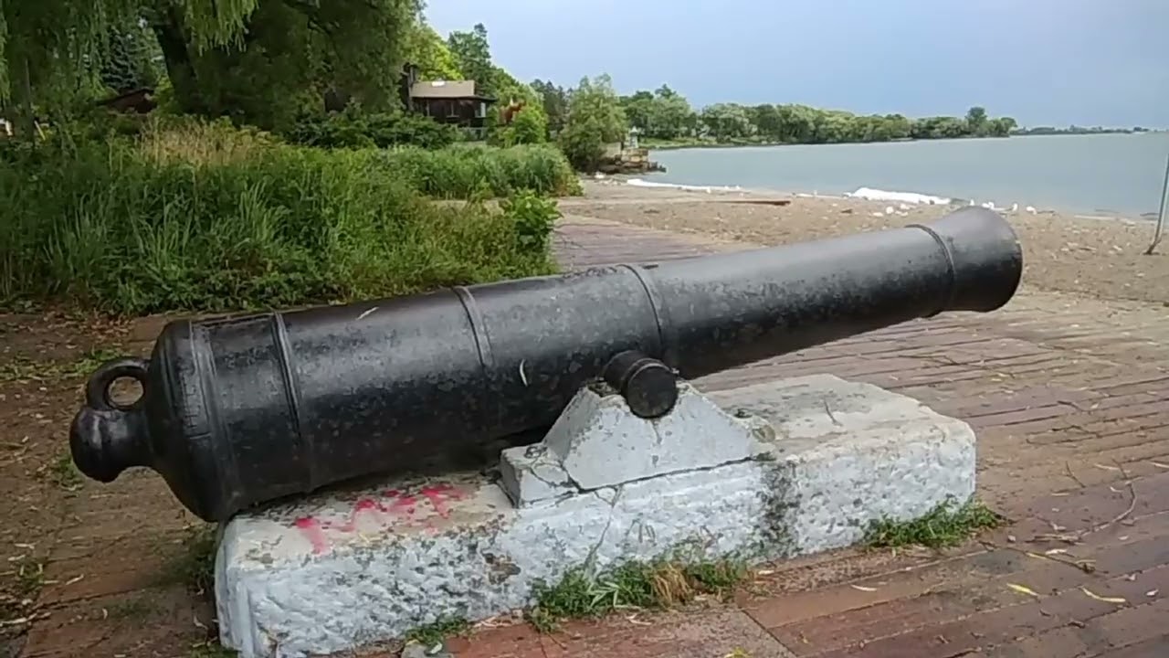 Marie Curtis Park 🌳🏞️ | Relax and Unwind in Toronto