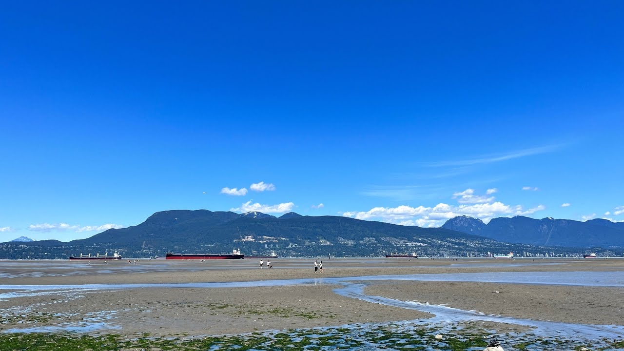 Exploring Spanish Banks Beach | A Summer Day in Beautiful Vancouver Canada 🇨🇦