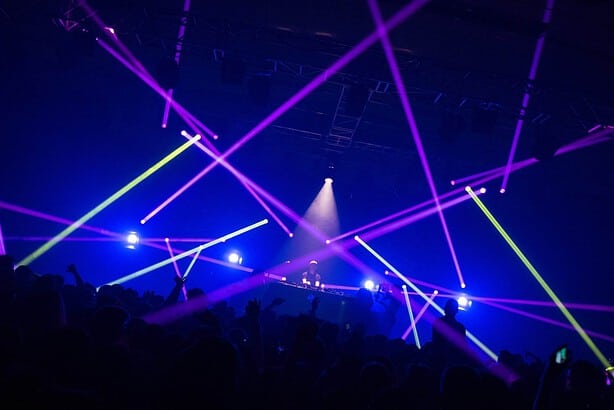 Ottawa nightclub vibrant laser light show.
