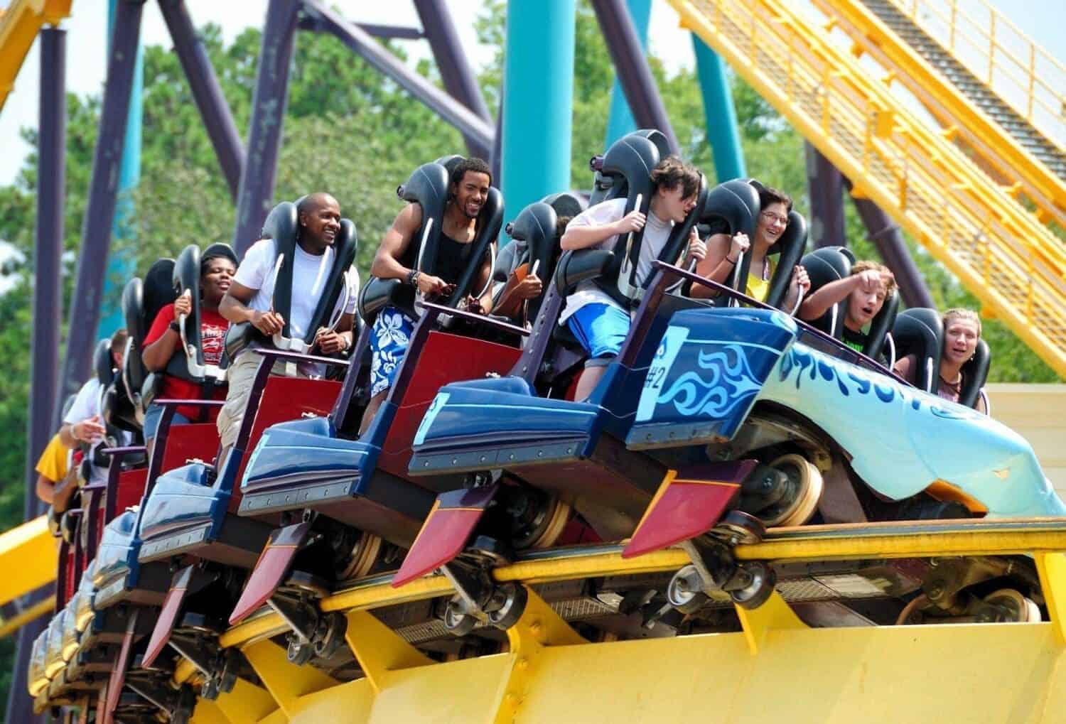 Experience Thrilling Fun At The Top 9 Amusement Parks In Toronto